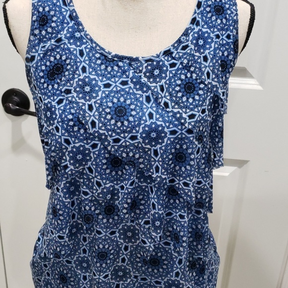 Ruffle top - Picture 2 of 4